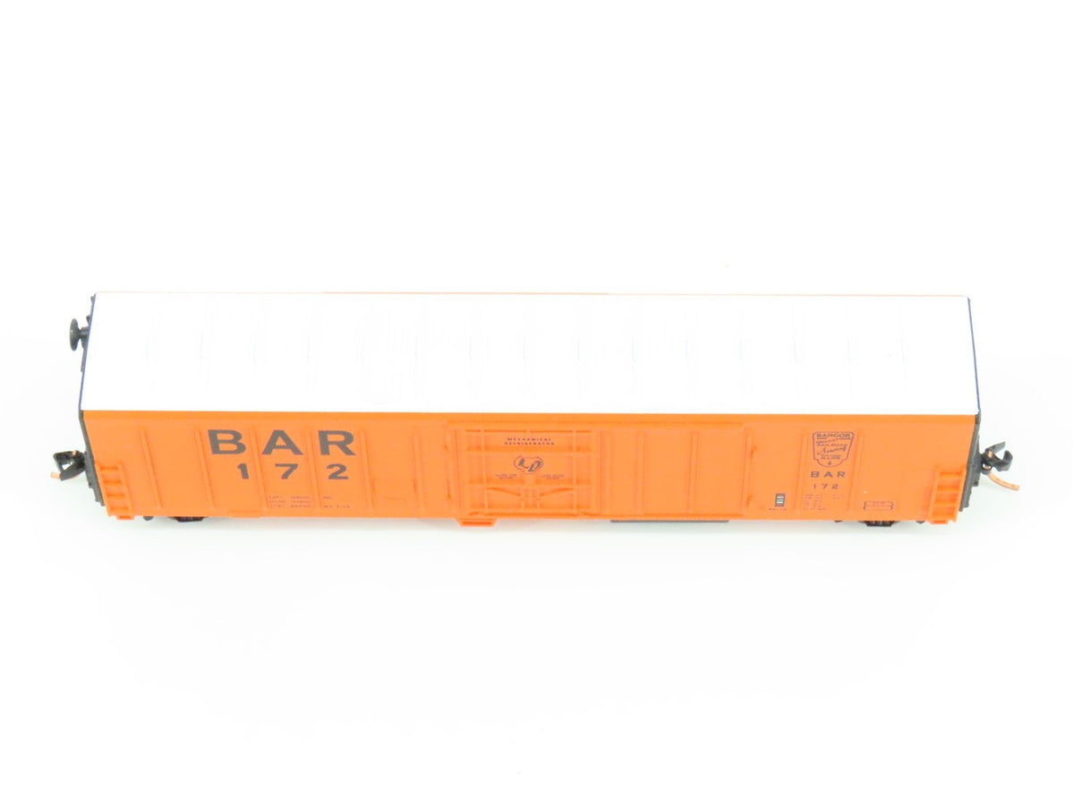 LOT of 2 N Scale Red Caboose BAR Bangor &amp; Aroostook 57&#39; Mechanical Reefer