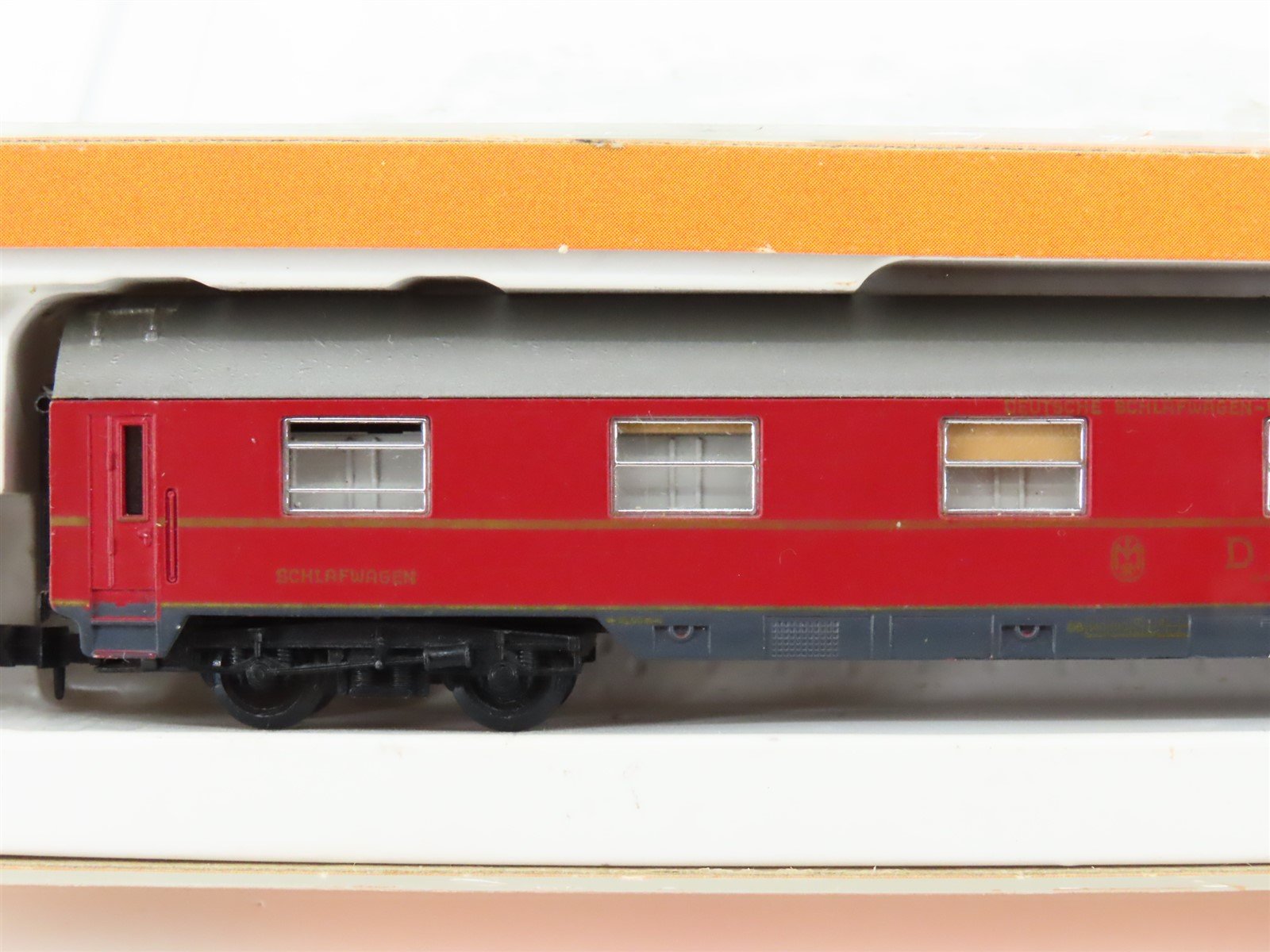 N Scale Arnold 0329 DSG Schlafwagen Sleeper Passenger Car #259-9