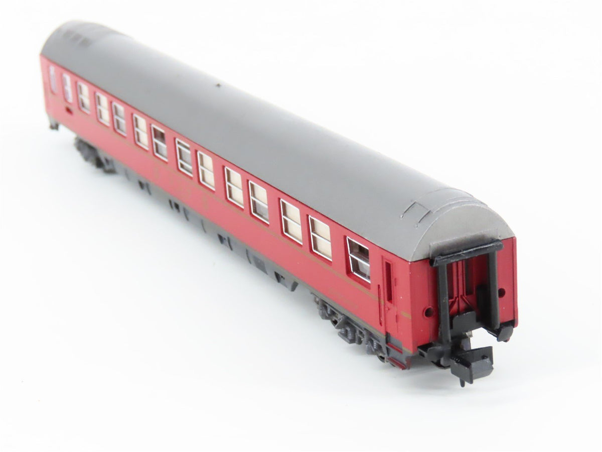 N Scale Arnold DSG Schlafwagen Sleeper Passenger Car #259-9