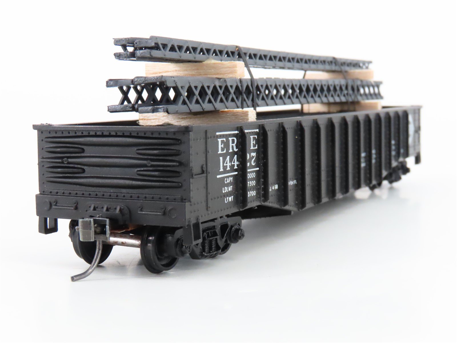 HO Scale Athearn Erie Railway Gondola Car #14427 w/Custom Load
