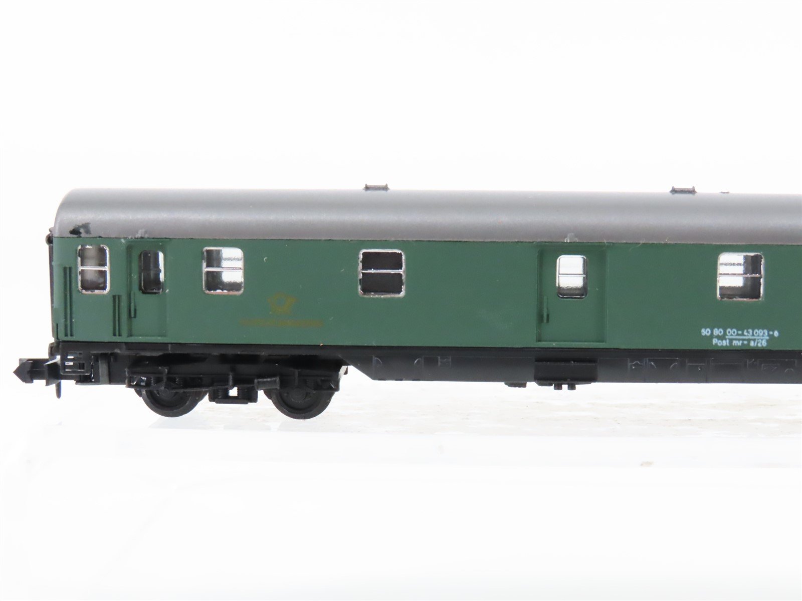 N Scale Arnold 0328 DB Deutsche Bundespost Mail Passenger Car #093-0