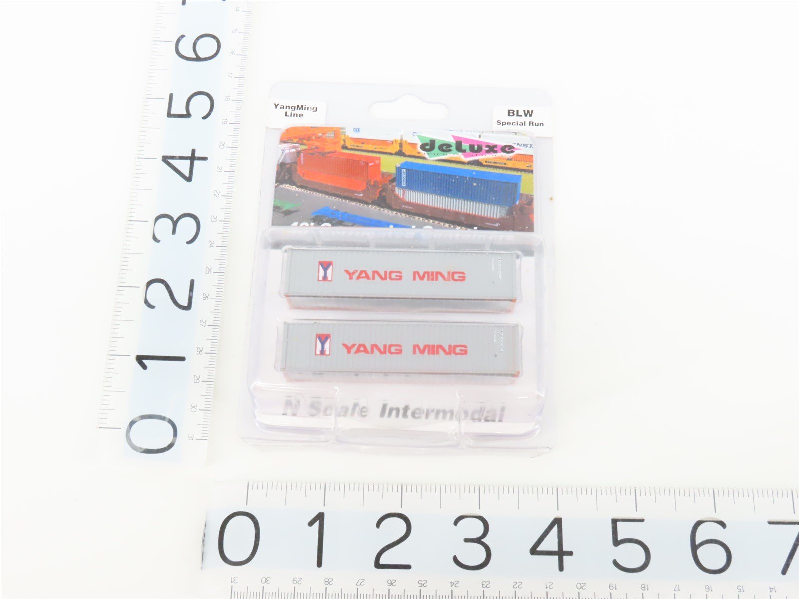 LOT of 6 N Scale Deluxe Innovations Showa/YangMing/Linea Mexicana Containers