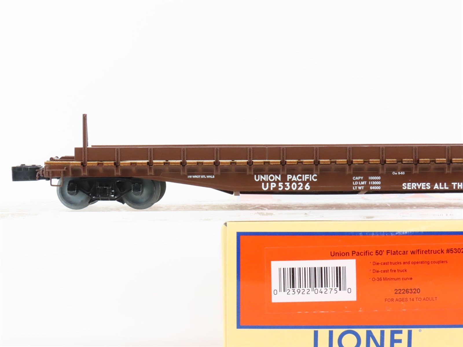 O Gauge 3-Rail Lionel 2226320 UP Union Pacific 50' Flat Car #53026 w/ Fire Truck