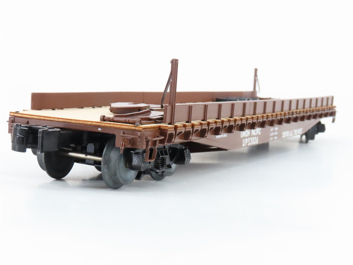 O Gauge 3-Rail Lionel 2226320 UP Union Pacific 50&#39; Flat Car #53026 w/ Fire Truck