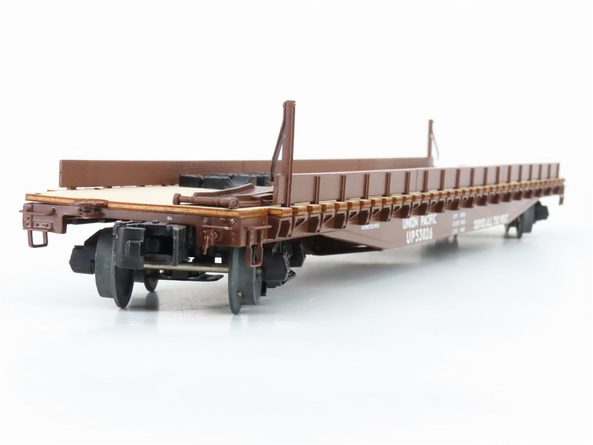 O Gauge 3-Rail Lionel 2226320 UP Union Pacific 50&#39; Flat Car #53026 w/ Fire Truck