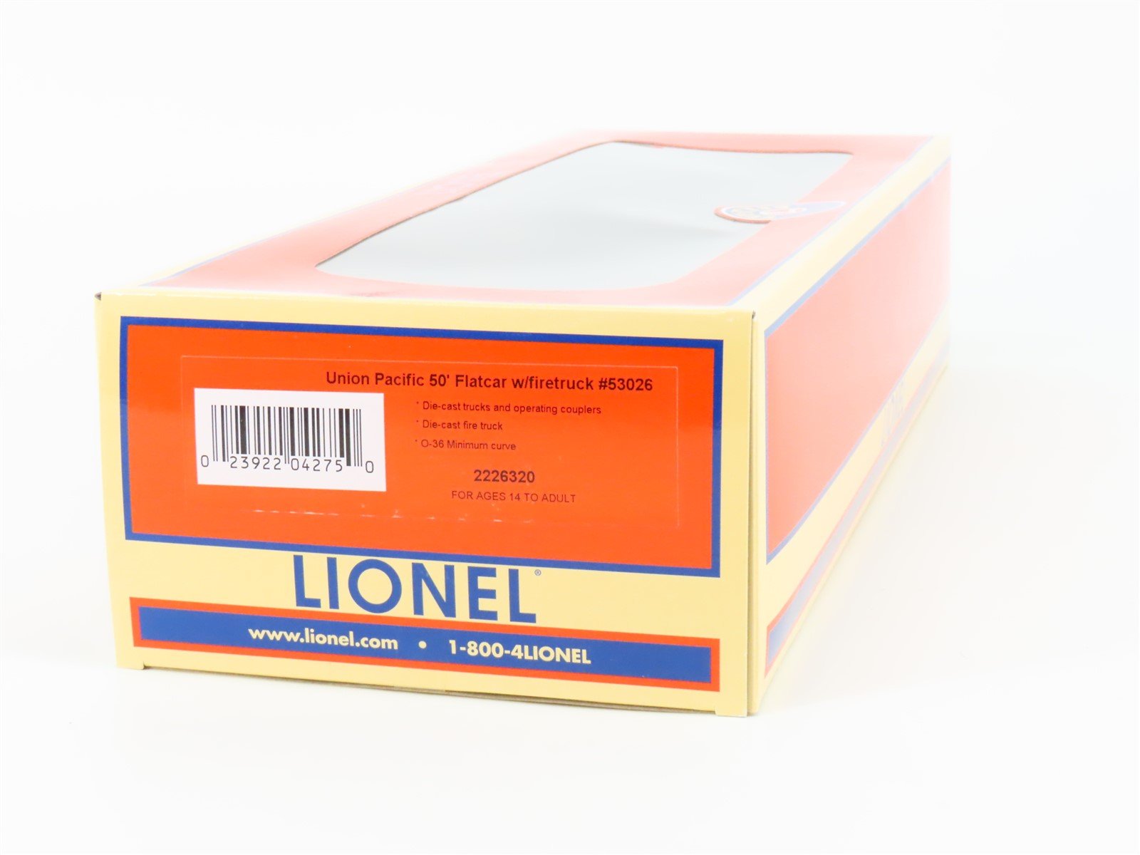 O Gauge 3-Rail Lionel 2226320 UP Union Pacific 50' Flat Car #53026 w/ Fire Truck