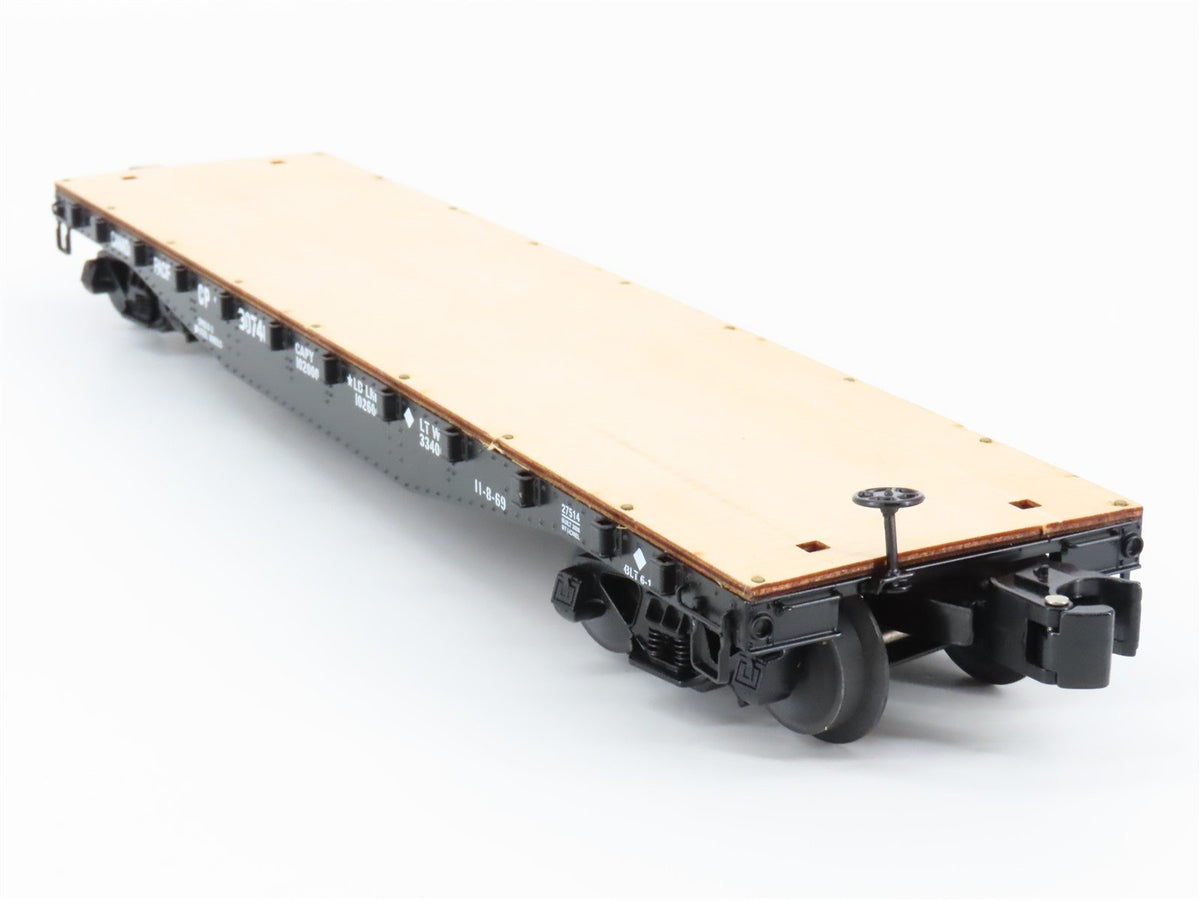 O Gauge 3-Rail Lionel 6-27514 CP Canadian Pacific 40&#39; Flat Car #307401