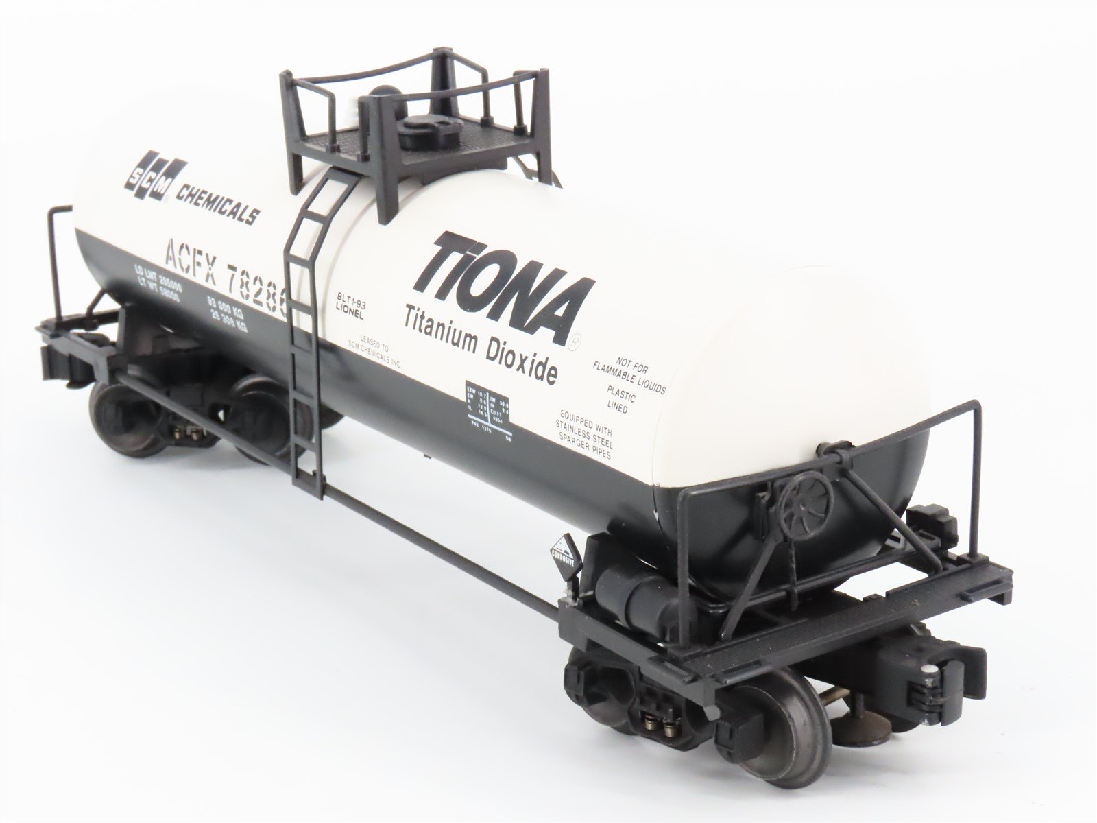 O Gauge 3-Rail Lionel 6-17906 ACFX SCM Chemicals TiONA Unibody Tank Car #6-17906