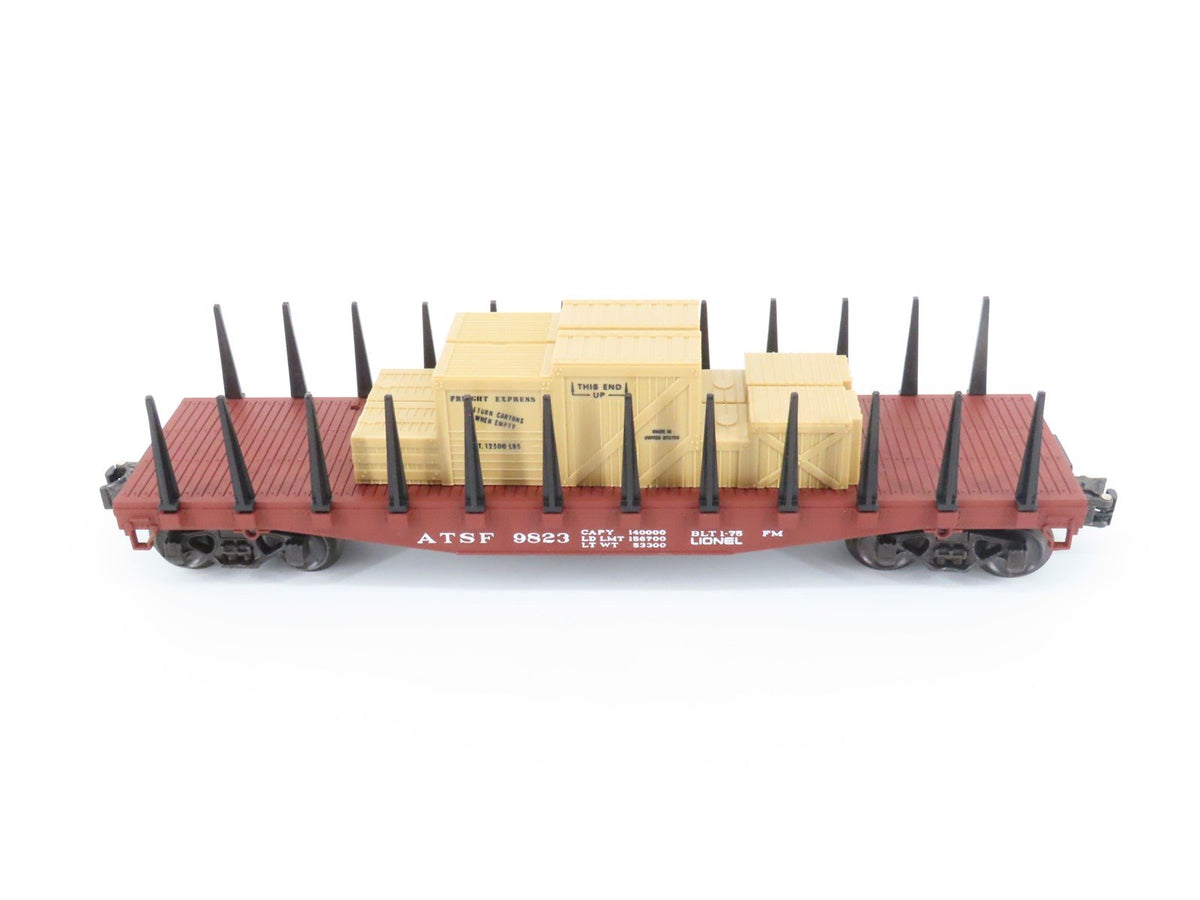O Gauge 3-Rail Lionel ATSF Santa Fe Railroad Flat Car #9823 w/ Stakes &amp; Load