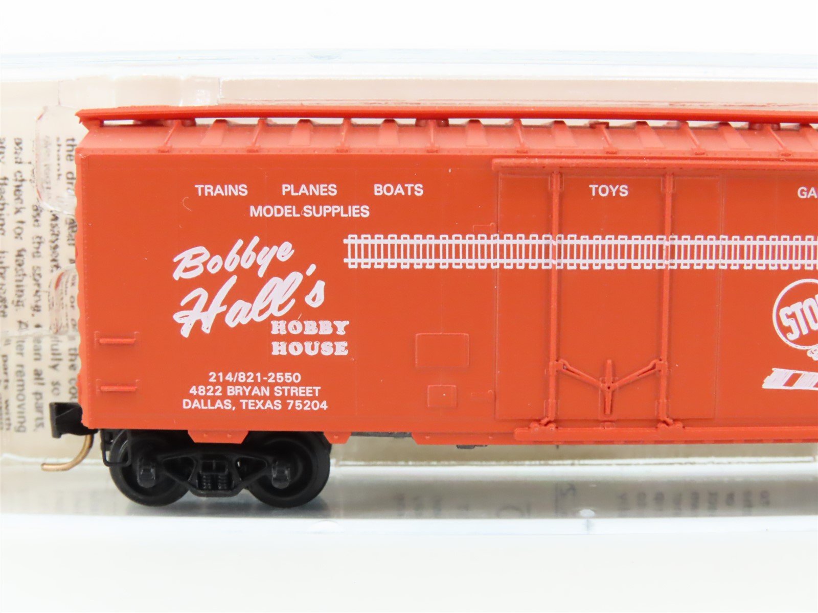 N Scale Micro-Trains/Kadee Bobbye Hall Hobby Shop 1986 40' Single Door Boxcar