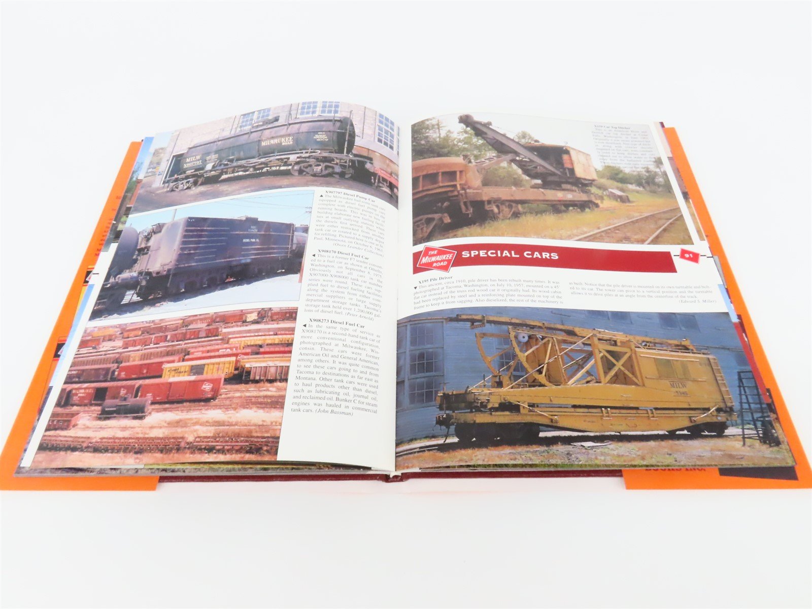 Morning Sun Milwaukee Road Color Guide to Freight & Passenger Equip. V 1 ©1999