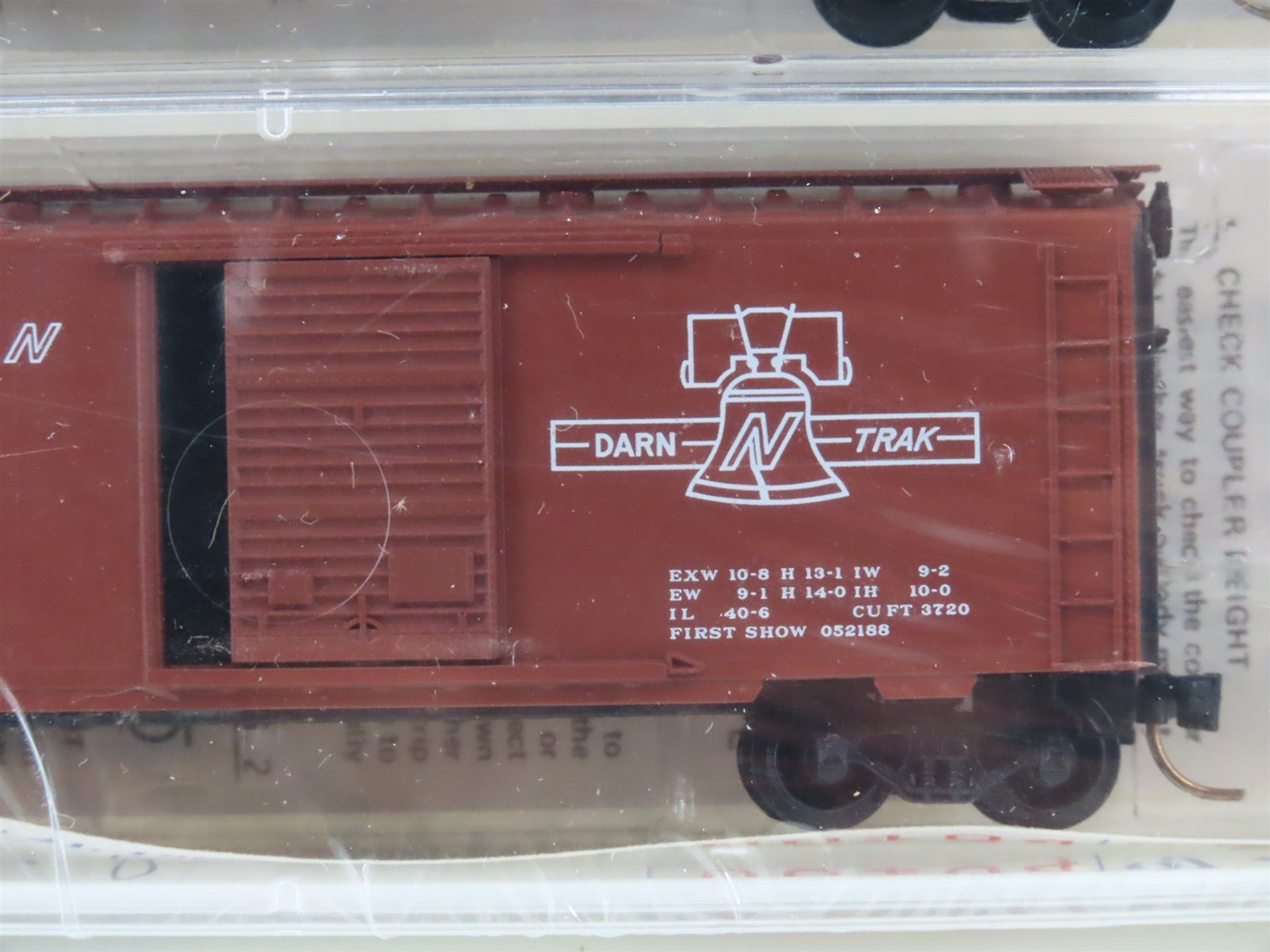 N Scale Micro-Trains/Kadee DARN Trak DELCO 40' Boxcar 2-Pack SEALED