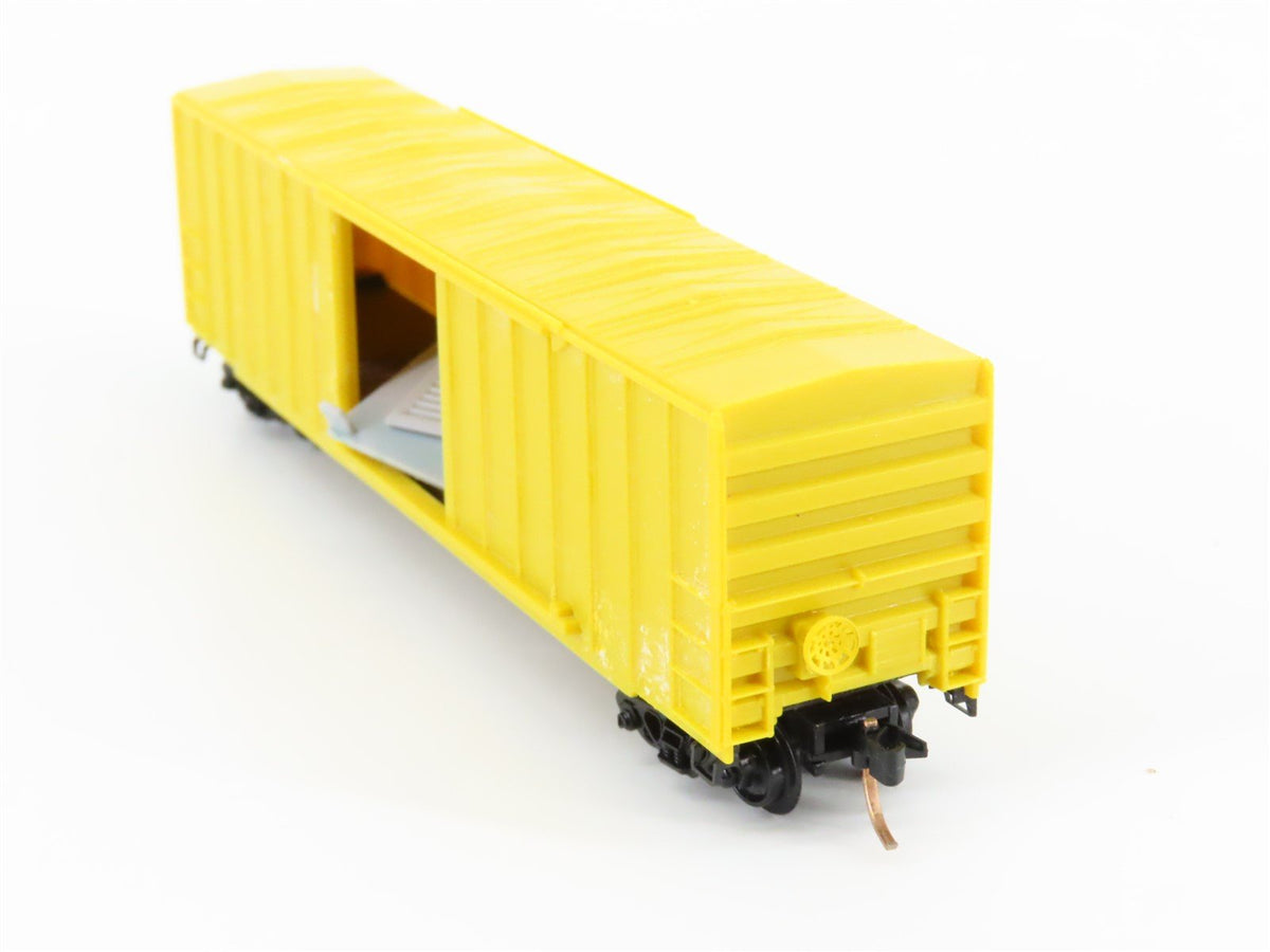 N Scale Micro-Trains/Kadee 25012 Unlettered Yellow 50&#39; Boxcar CUSTOM
