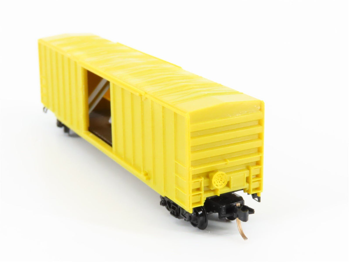 N Scale Micro-Trains/Kadee 25012 Unlettered Yellow 50&#39; Boxcar CUSTOM