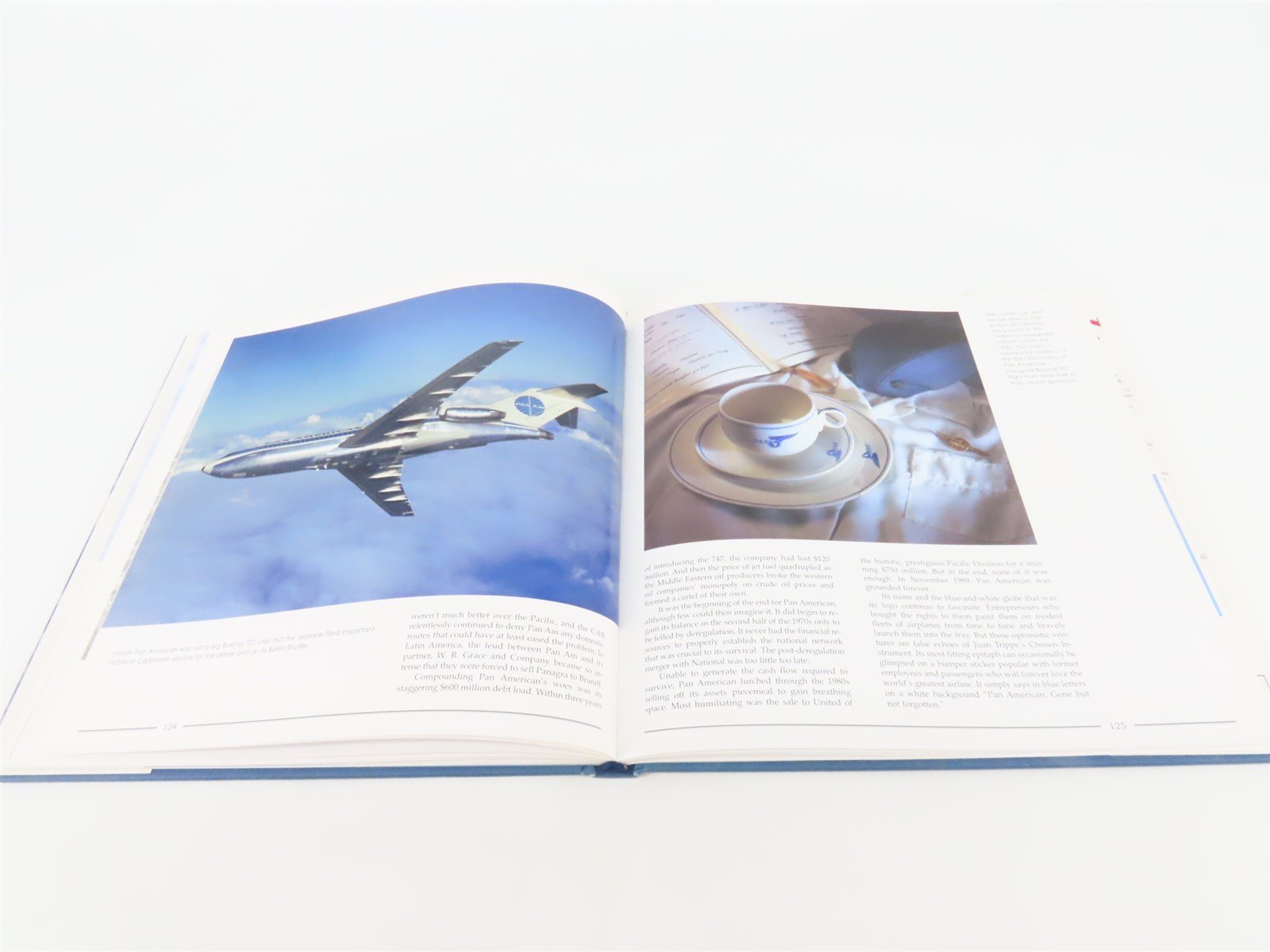 Classic American Airlines by Geza Szurovy ©2000 HC Book