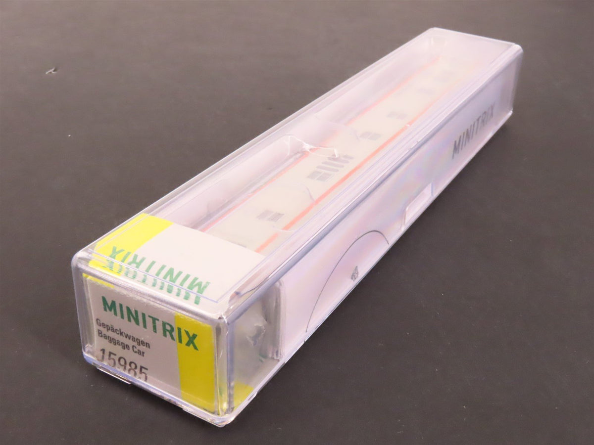N Scale Minitrix 15985 DB Deutsche Bahn Express Service Baggage Passenger
