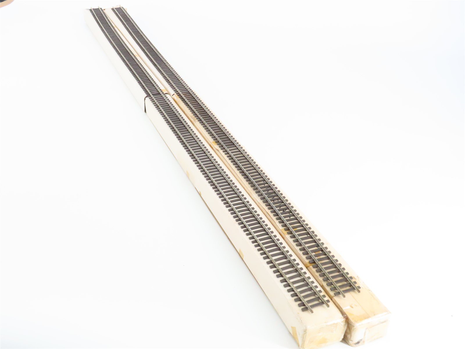 HO Scale Shinohara Code 100 Straight 39.5" Flex Track Sections 22-Pack