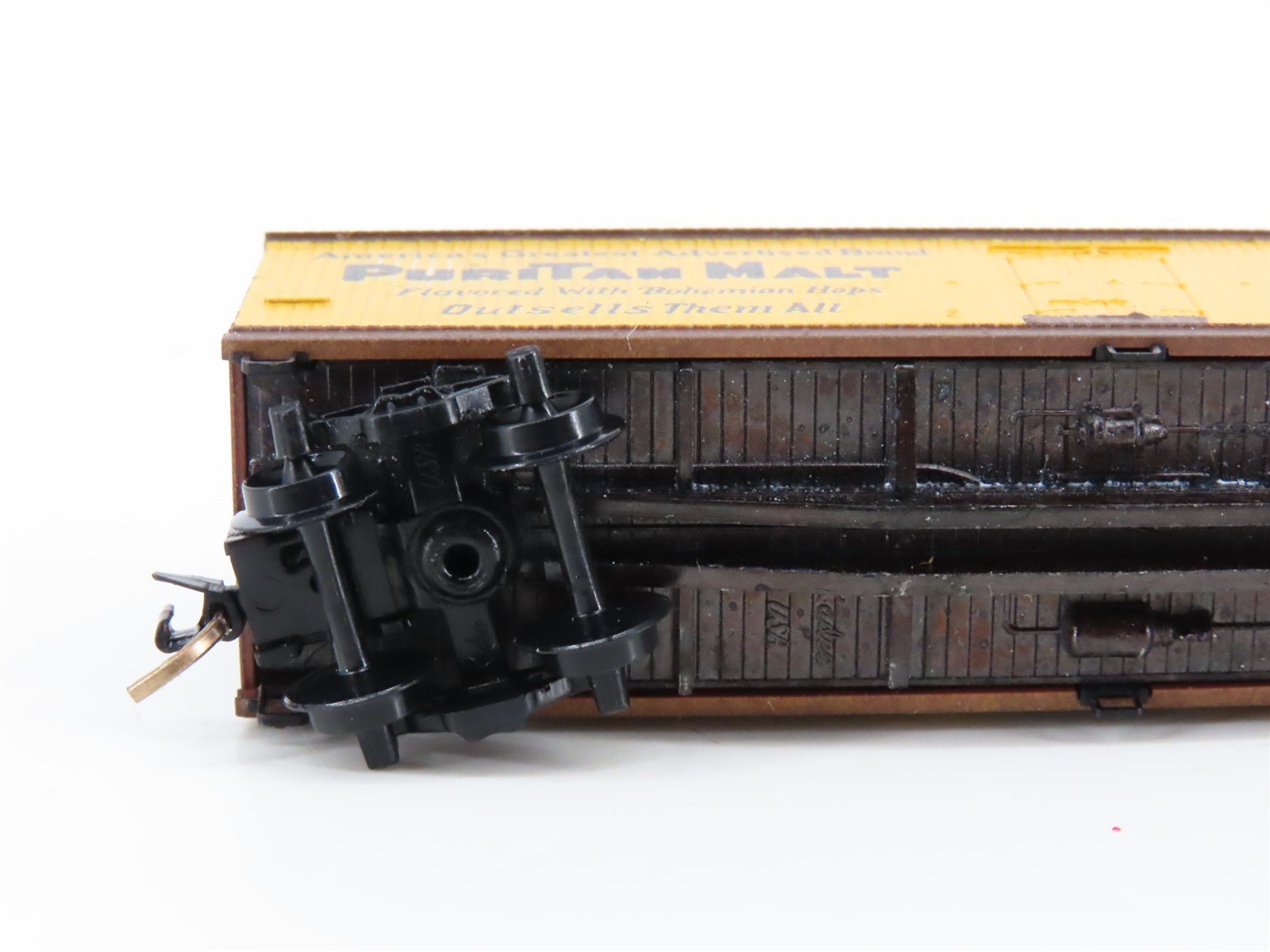 N Scale Kadee Micro-Trains MTL URTC Puritan Malt Reefer #40816 Custom