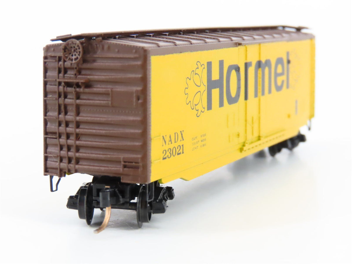 N Scale Kadee Micro-Trains MTL NADX Hormel Single Door Box Car #23021