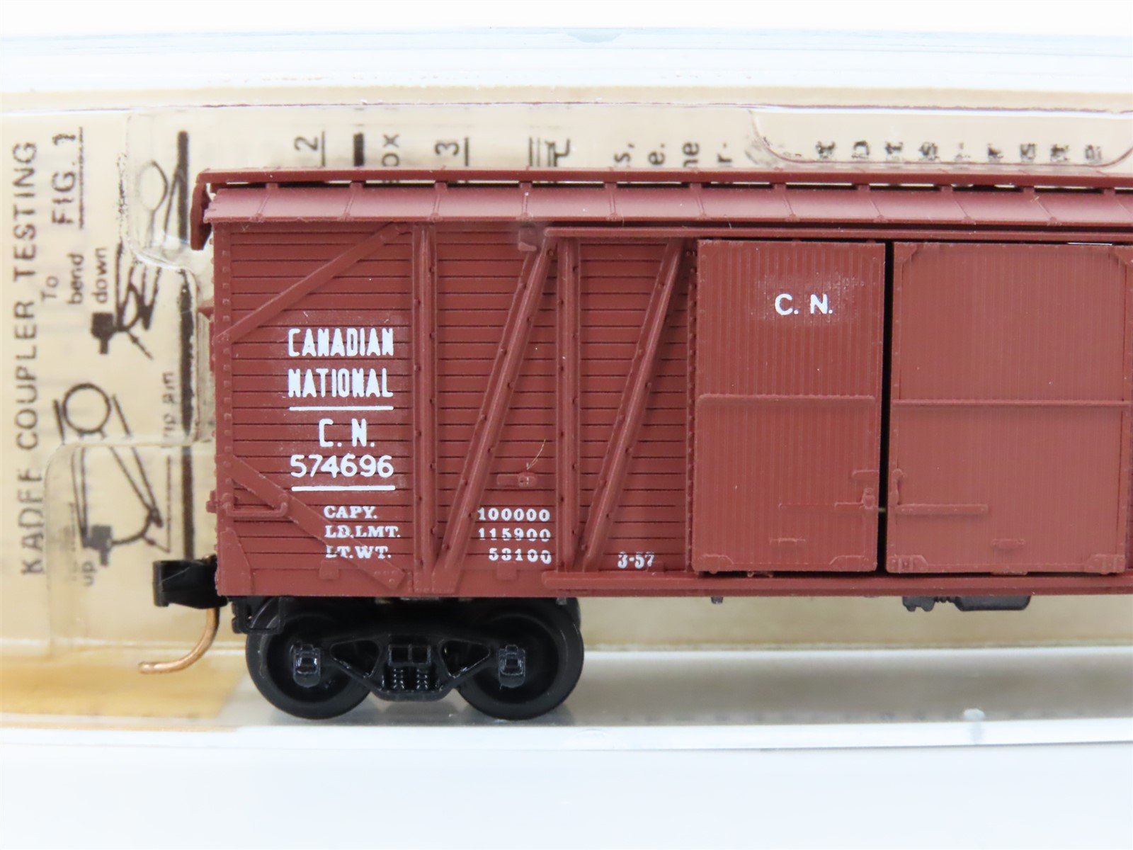 N Scale Kadee Micro-Trains MTL 29000 CN Canadian National Box Car #574696 Custom