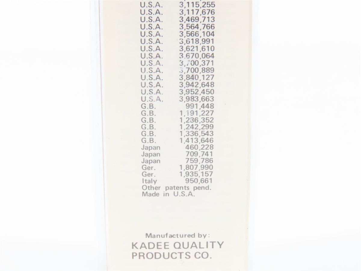 N Scale Kadee Micro-Trains MTL 29000 CN Canadian National Box Car #574696 Custom