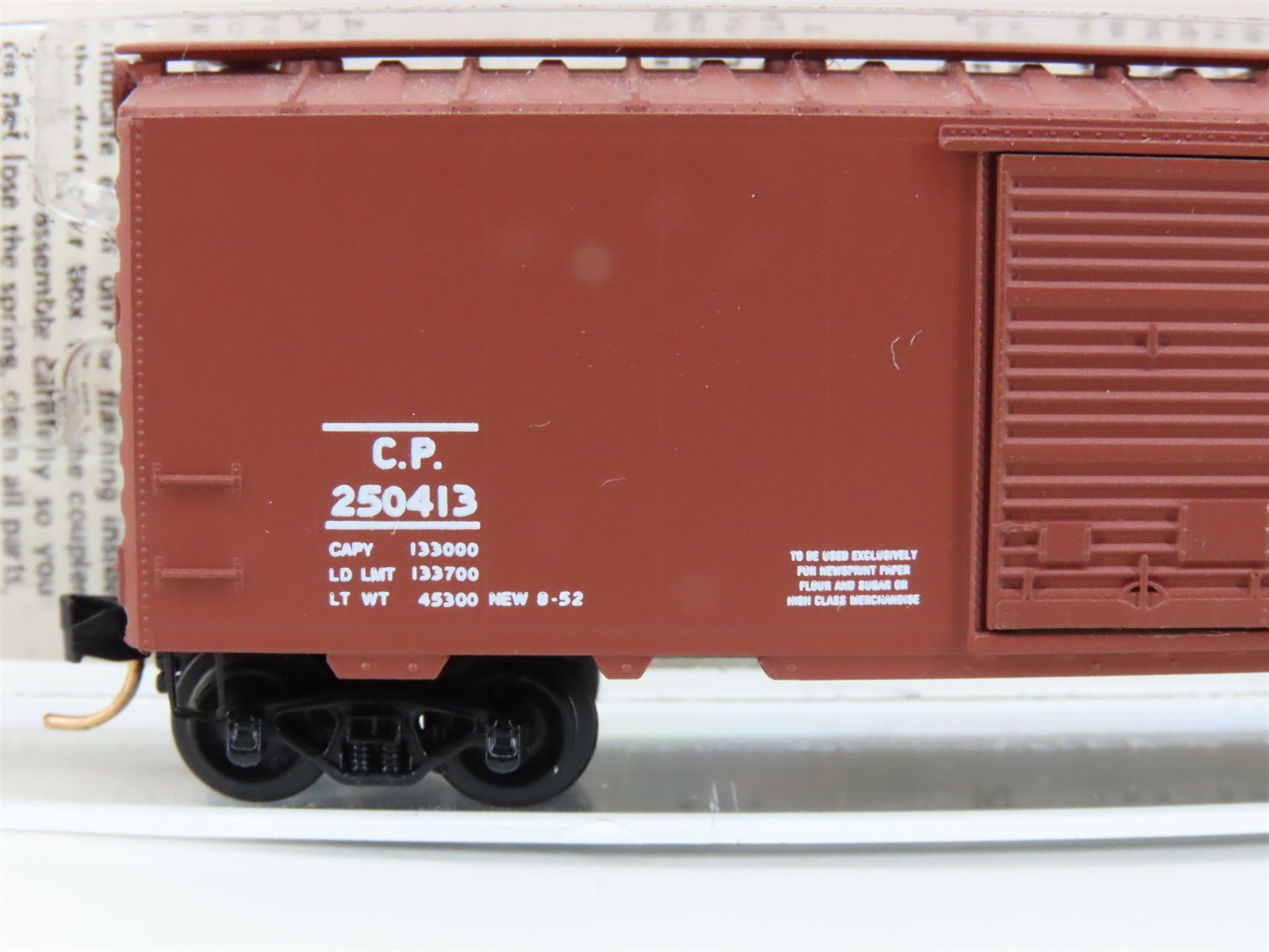 N Scale Kadee Micro-Trains MTL CP Canadian Pacific Single Door Box Car #250413