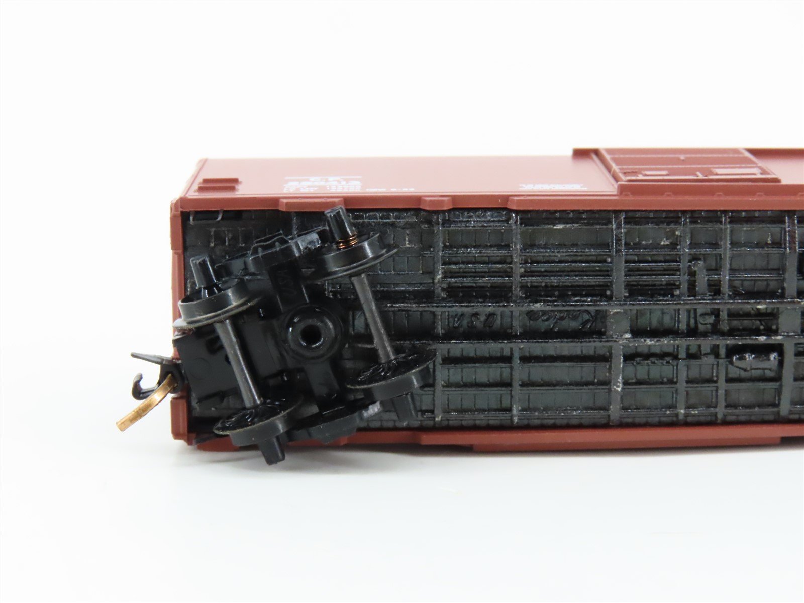 N Scale Kadee Micro-Trains MTL CP Canadian Pacific Single Door Box Car #250413