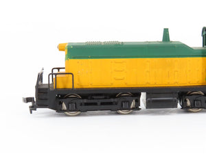 HO Scale AHM CNW Chicago Northwestern SW1 Diesel Locomotive #476