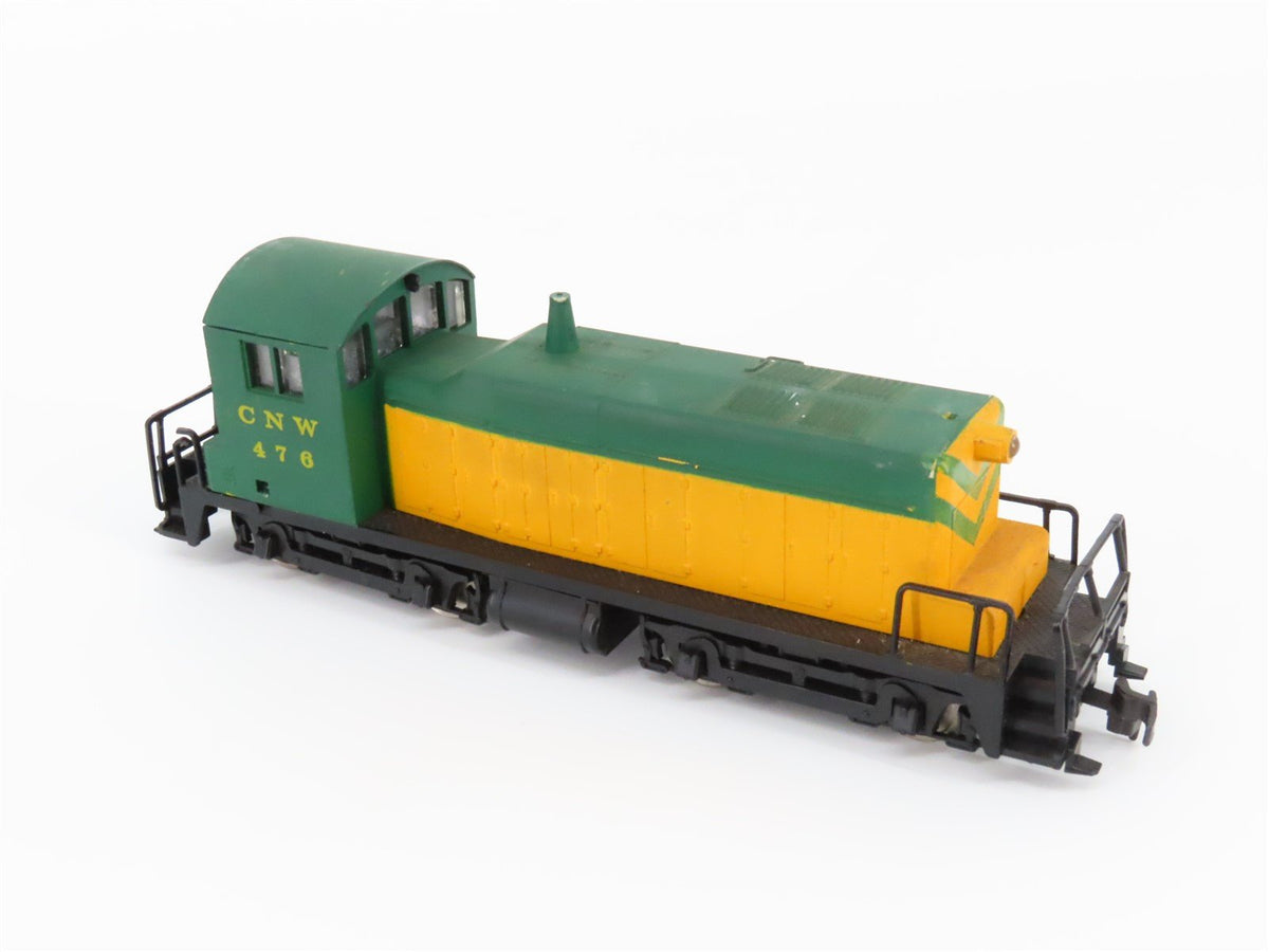 HO Scale AHM CNW Chicago Northwestern SW1 Diesel Locomotive #476