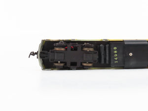 HO Scale Life-Like GO Transit F40PH Diesel Locomotive #513