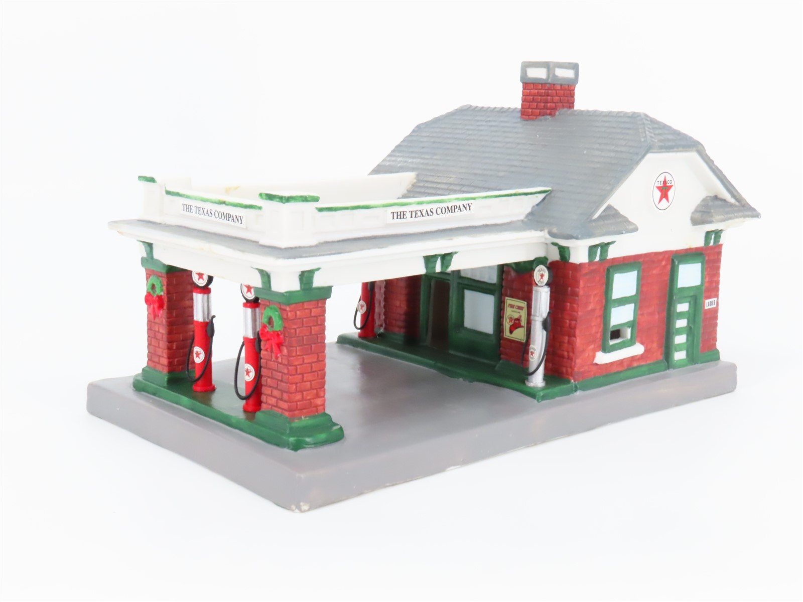 Racing Champions 09492T Texaco 1997 Porcelain Service Station #15 Dallas, Texas