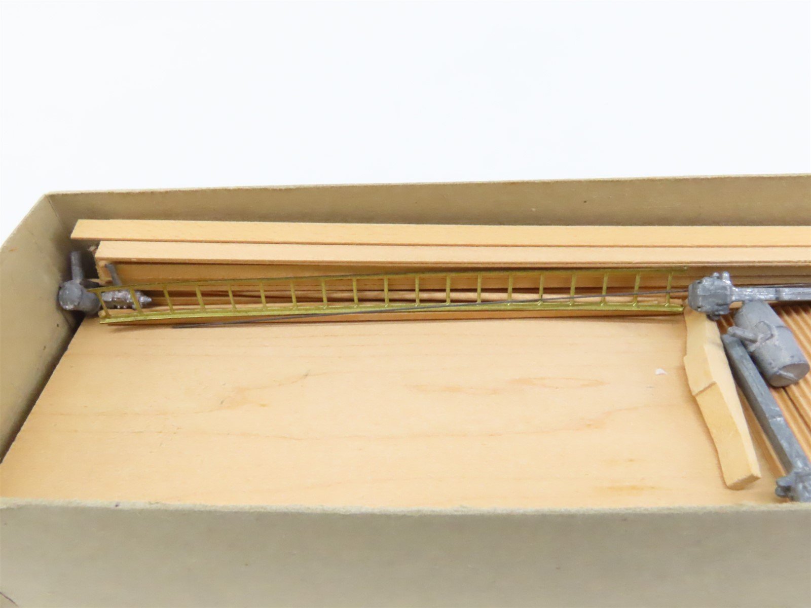 O Scale Lykens Valley LVM Craftsman Kit Undecorated CB&Q 40' Hi-Cube Box Car