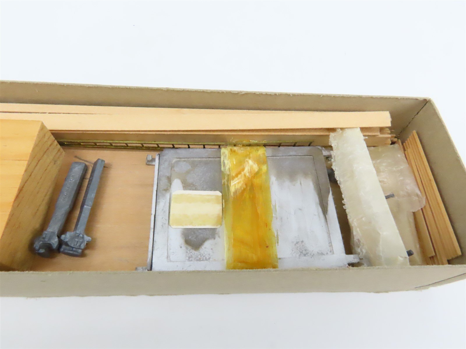 O Scale Lykens Valley LVM Craftsman Kit Undecorated SSW 40' Hi-Cube Box Car