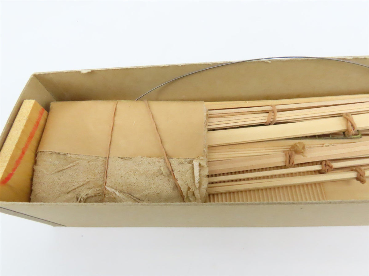 O Scale Lykens Valley LVM Craftsman Kit Undecorated IC 50&#39; Waffle-Side Box Car