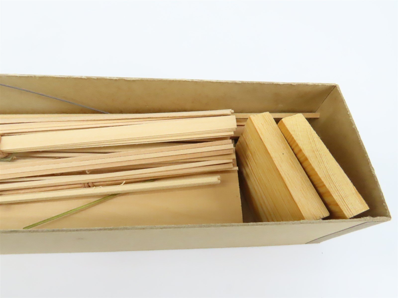 O Scale Lykens Valley LVM Craftsman Kit Undecorated IC 50' Waffle-Side Box Car