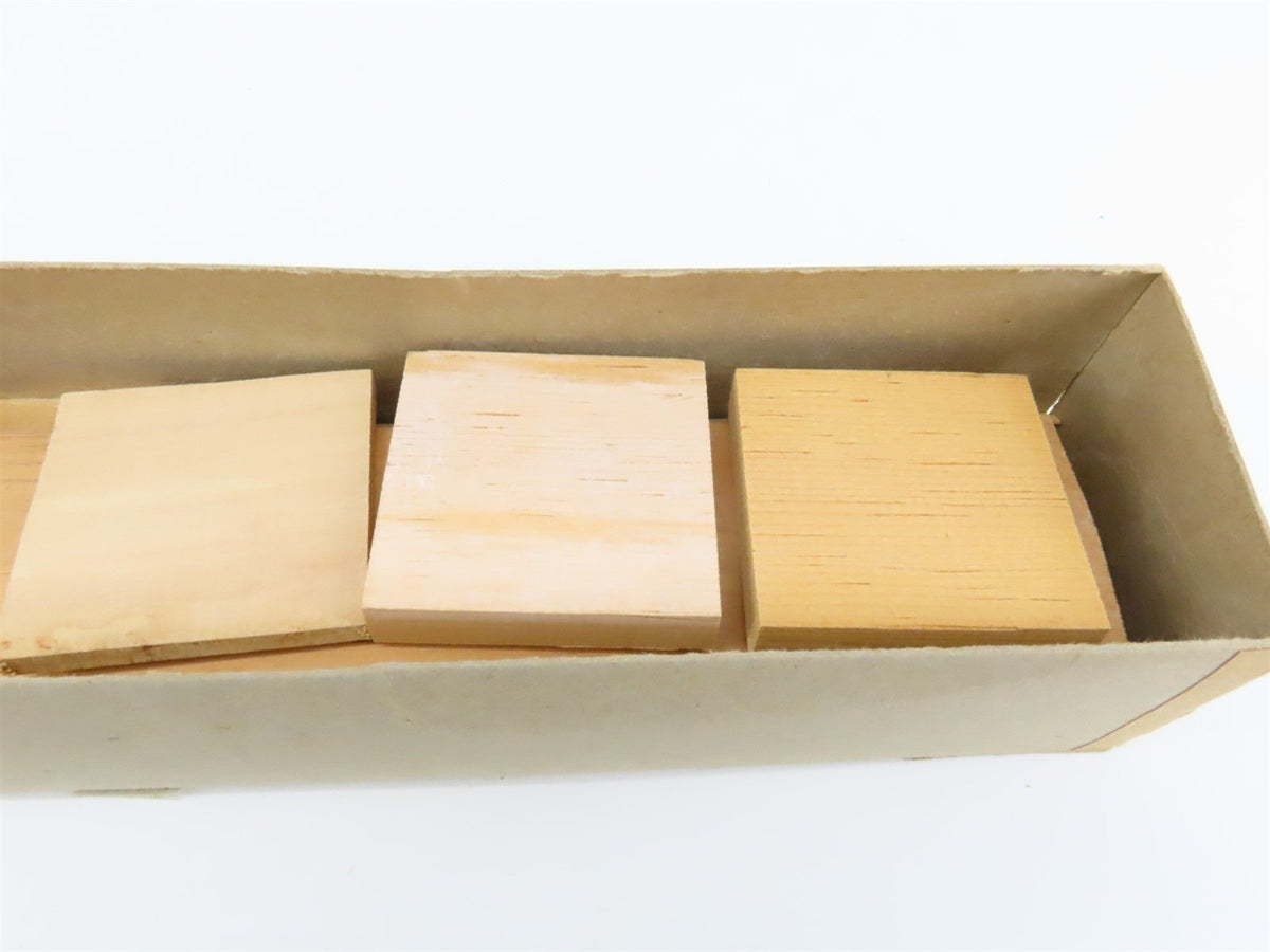 O Scale Lykens Valley LVM Craftsman Kit Undecorated PFE 63&#39; Mech Reefer