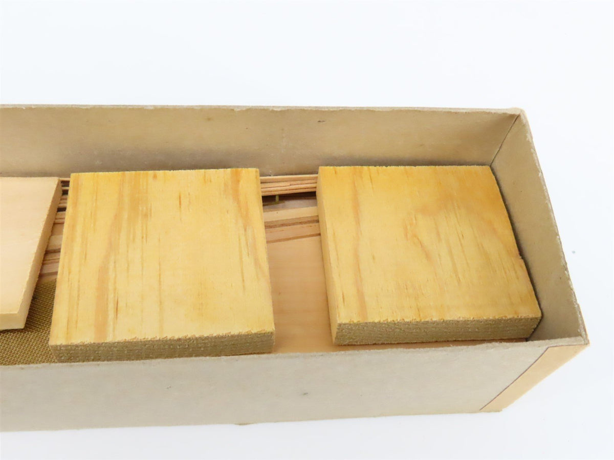 O Scale Lykens Valley LVM Craftsman Kit Undecorated BAR 63&#39; Mech Reefer