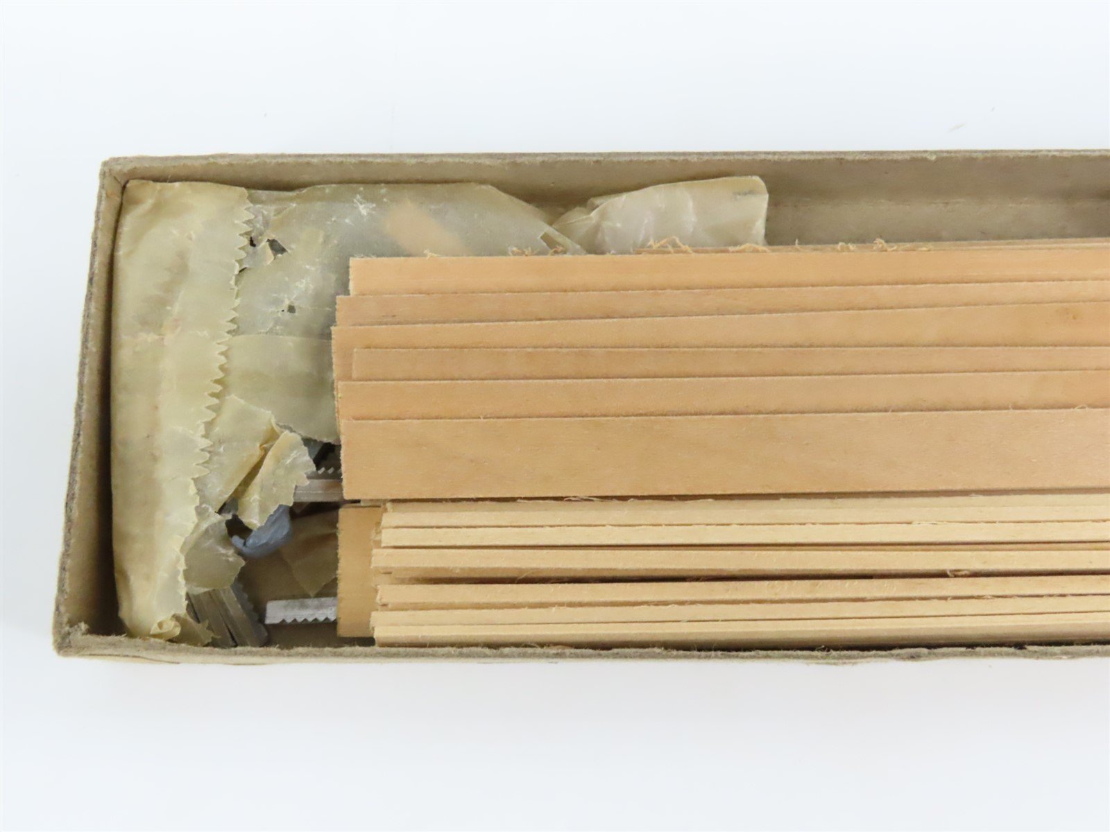 O Scale Lykens Valley LVM Craftsman Kit Undecorated SCL 58/70' Bulkhead Flat Car