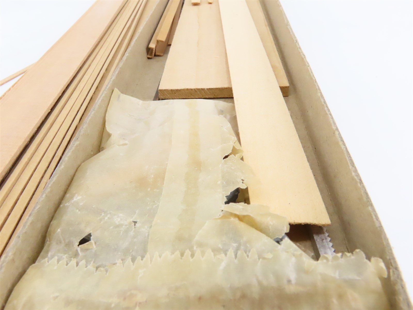 O Scale Lykens Valley LVM Craftsman Kit Undecorated SCL 58/70' Bulkhead Flat Car