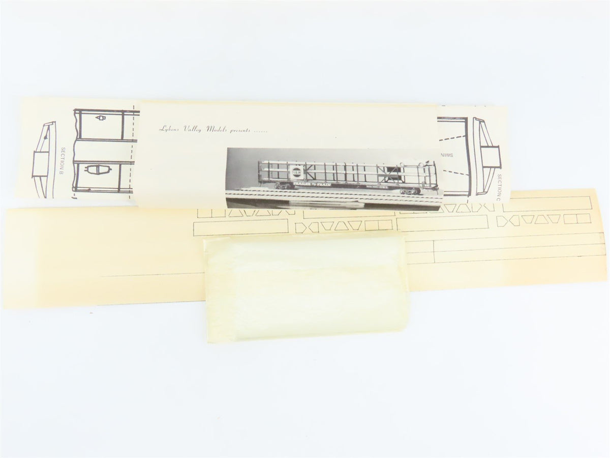 O Scale Lykens Valley LVM Craftsman Kit Undecorated CN 89&#39; Auto Rack Car