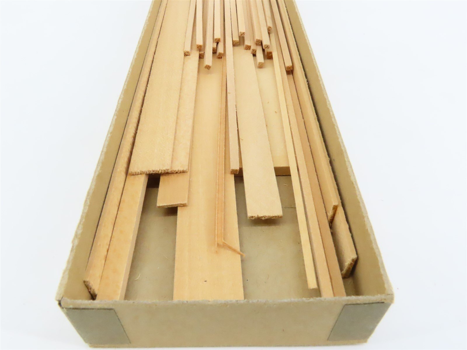 O Scale Lykens Valley LVM Craftsman Kit Undecorated GN 58/70' Bulkhead Flat Car