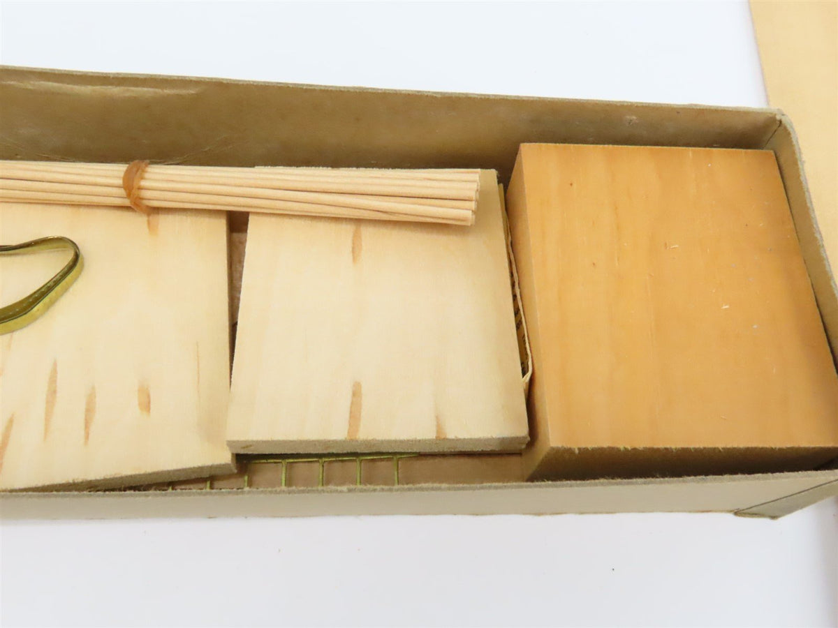 O Scale Lykens Valley LVM Craftsman Kit Undecorated UP 86&#39; Hi-Cube Box Car
