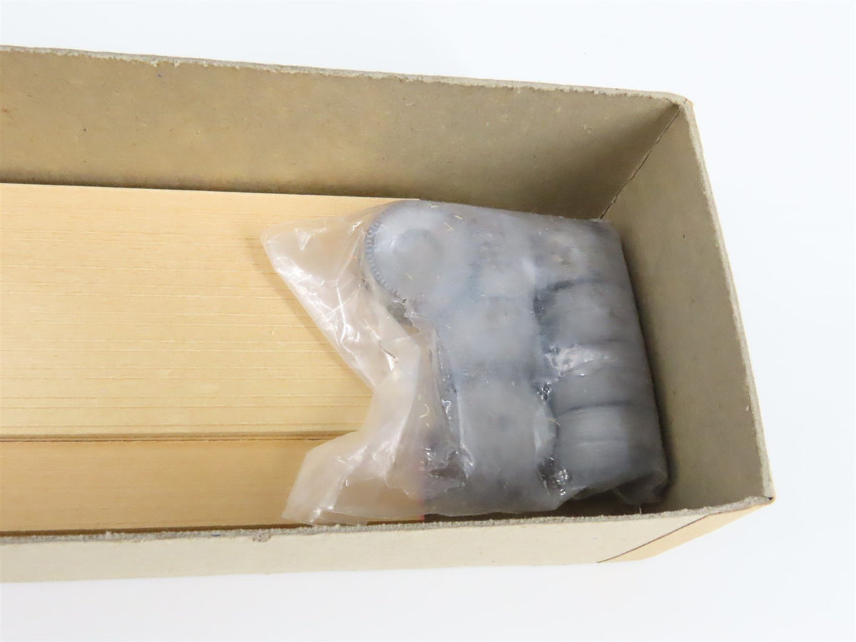 O Scale Gloor Craft Kit 551 Undecorated TTX 85&#39; Flat Car w/ 2 CNW Trailers