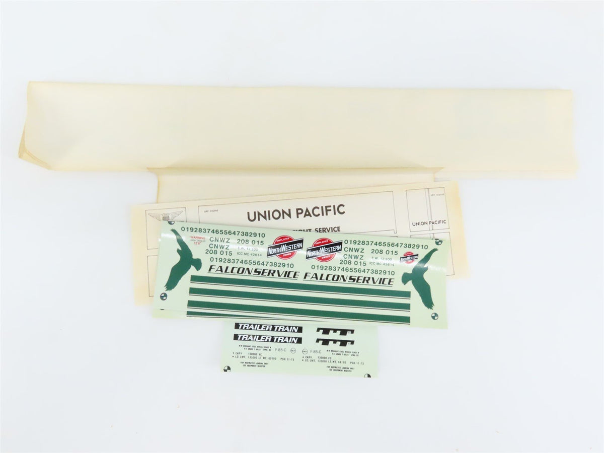 O Scale Gloor Craft Kit 551 Undecorated TTX 85&#39; Flat Car w/ 2 CNW Trailers