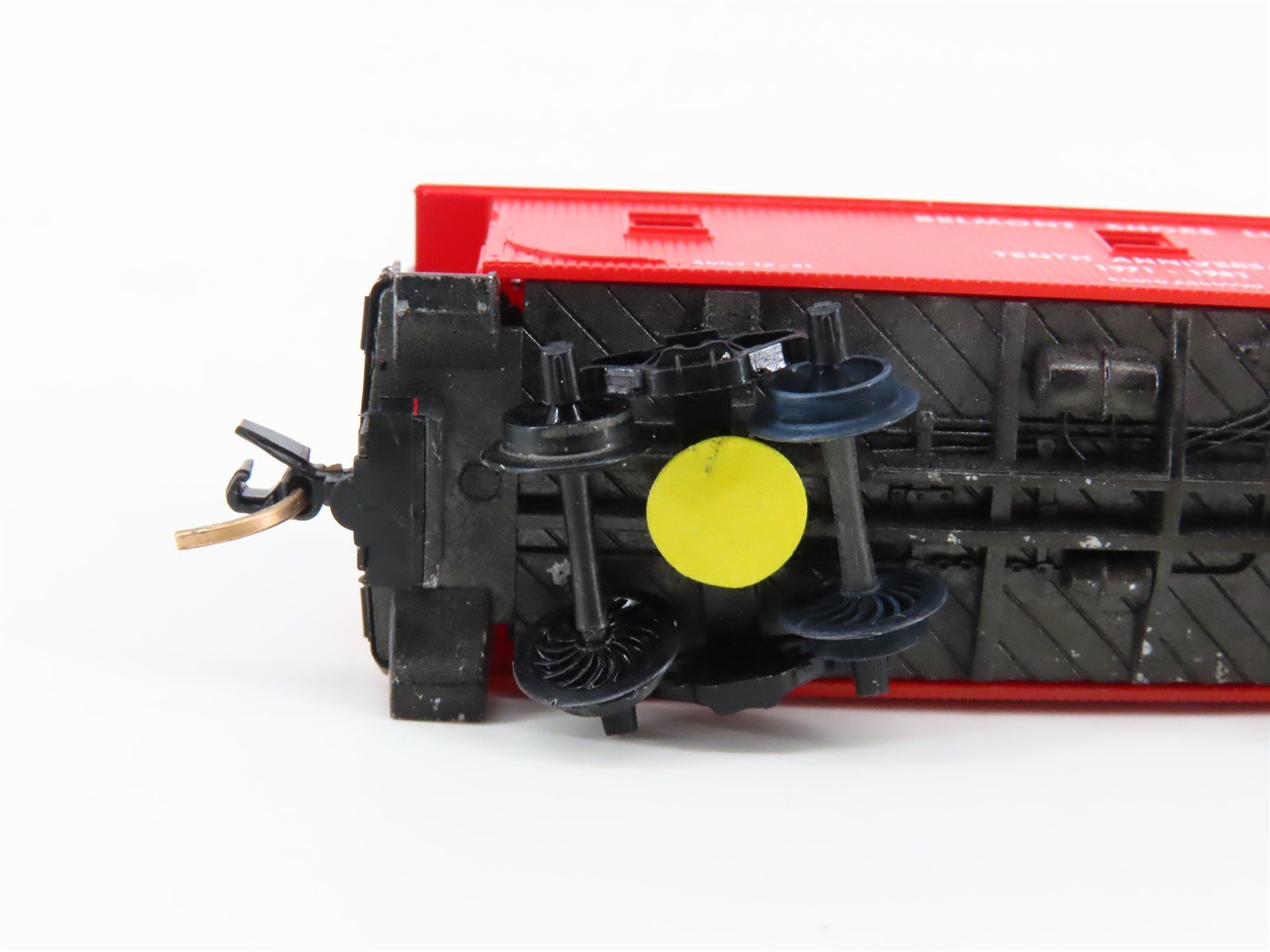 N Scale Kadee Micro Trains MTL BSL 10th Ann. Caboose -William Doovas Signed