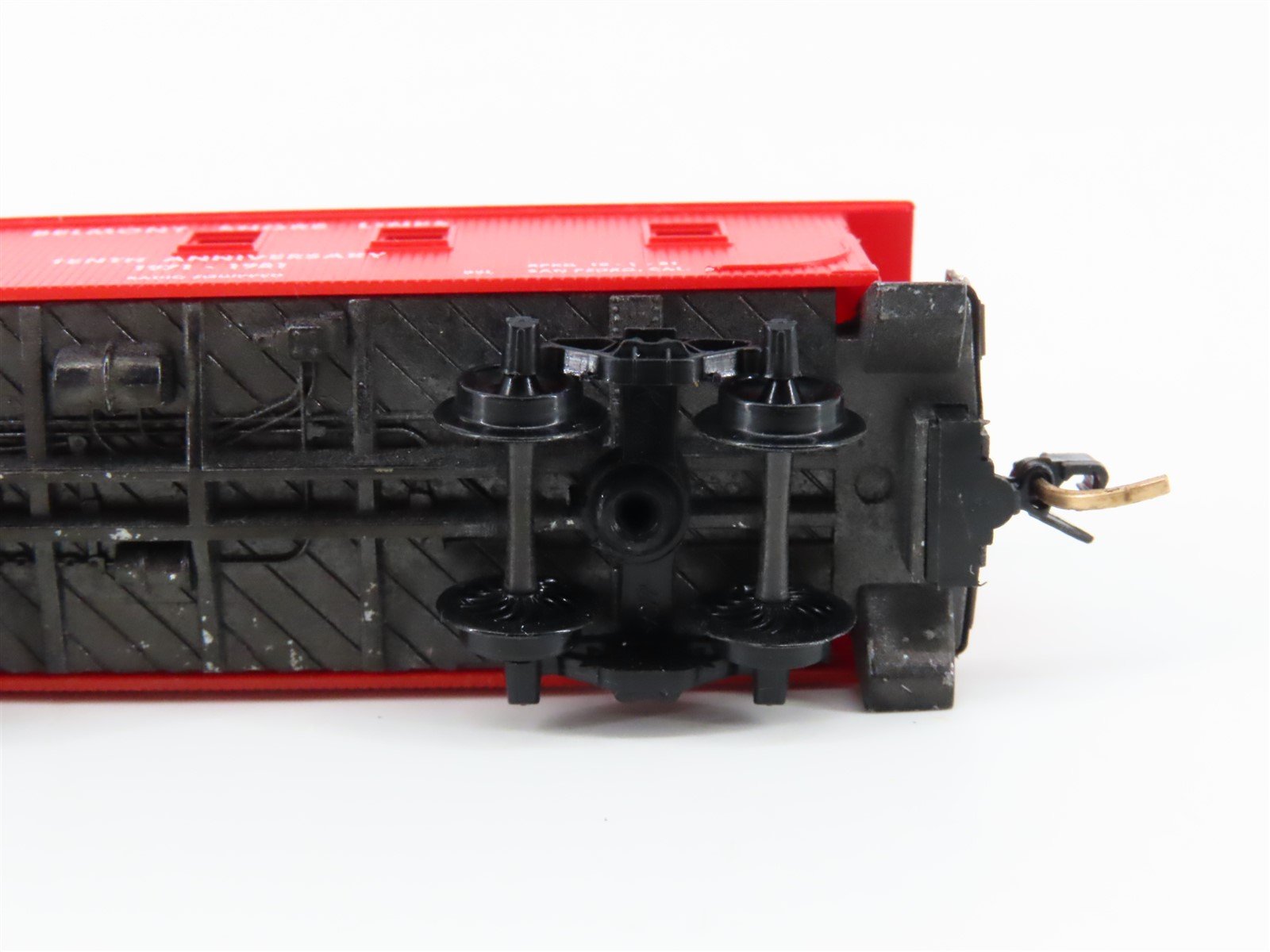 N Scale Kadee Micro Trains MTL BSL 10th Ann. Caboose -William Doovas Signed