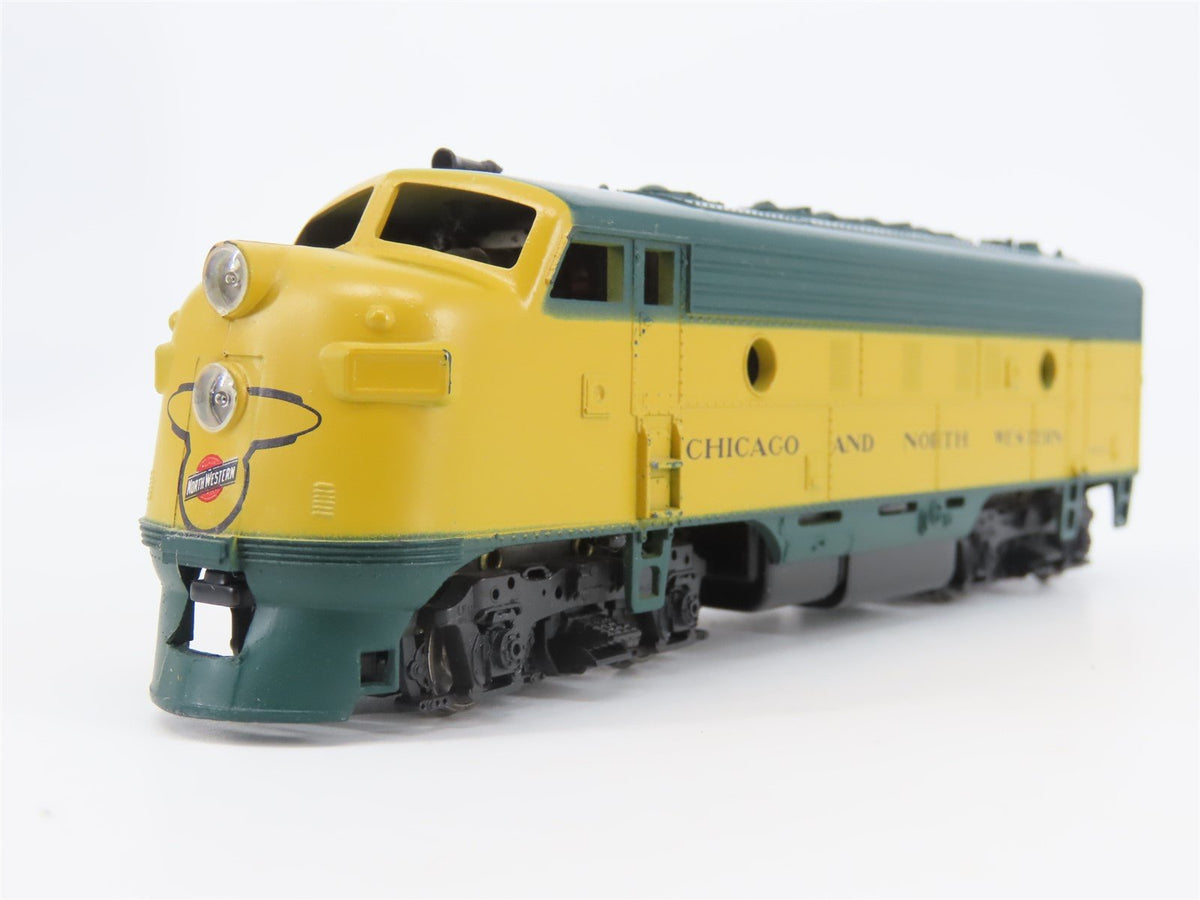 LOT of 2 HO Scale Athearn CNW Chicago Northwestern F7 A/B Diesel Locomotives
