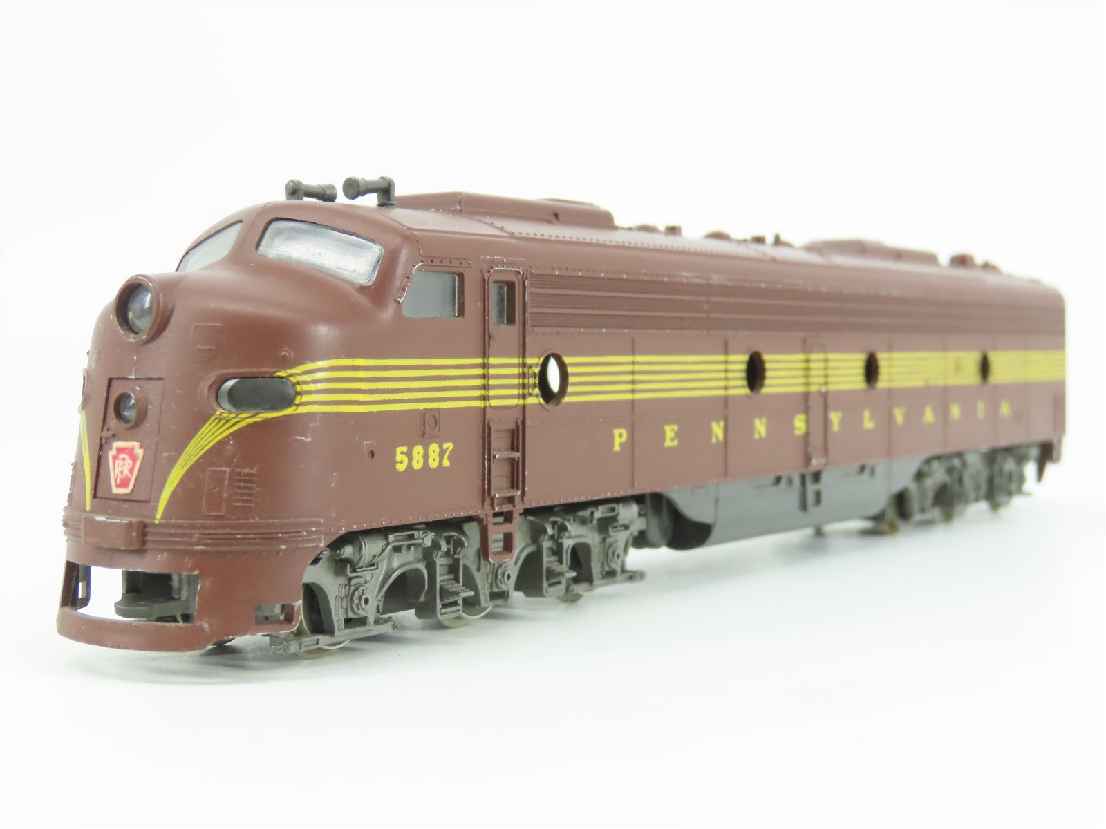 LOT of 2 HO Scale Rivarossi PRR Pennsylvania E8 A/A Diesel Locomotives