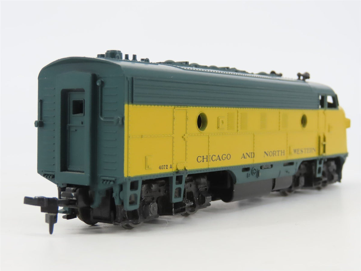 LOT of 2 HO Scale Athearn CNW Chicago Northwestern F7 A/B Diesel Locomotives