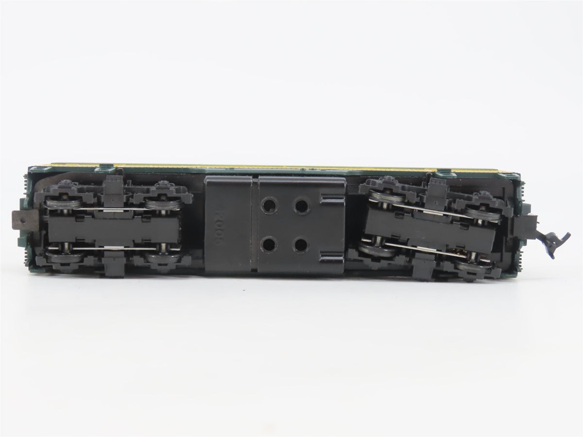 LOT of 2 HO Scale Athearn CNW Chicago Northwestern F7 A/B Diesel Locomotives